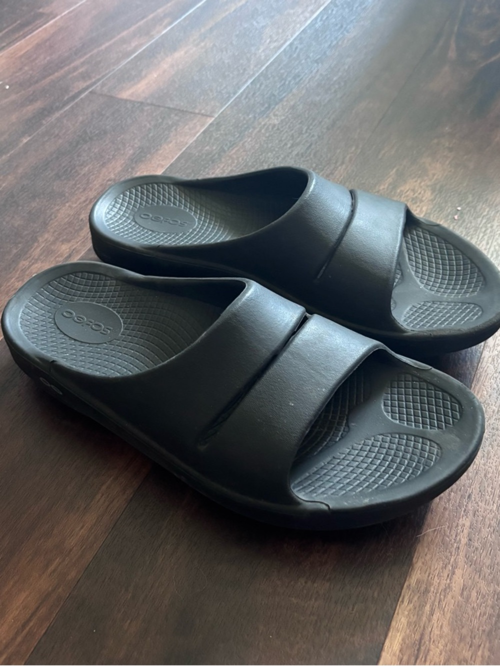 Oofos Black Recovery Slide Sandals unisex women’s 11